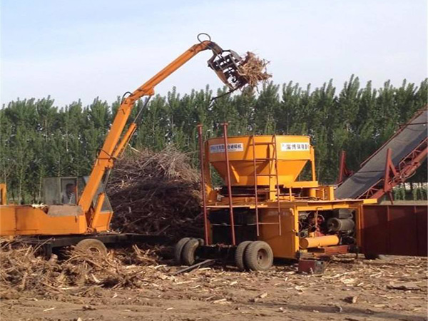 樹墩破碎機現場